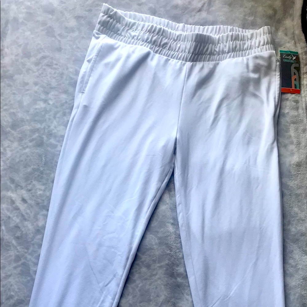 White women’s active pants